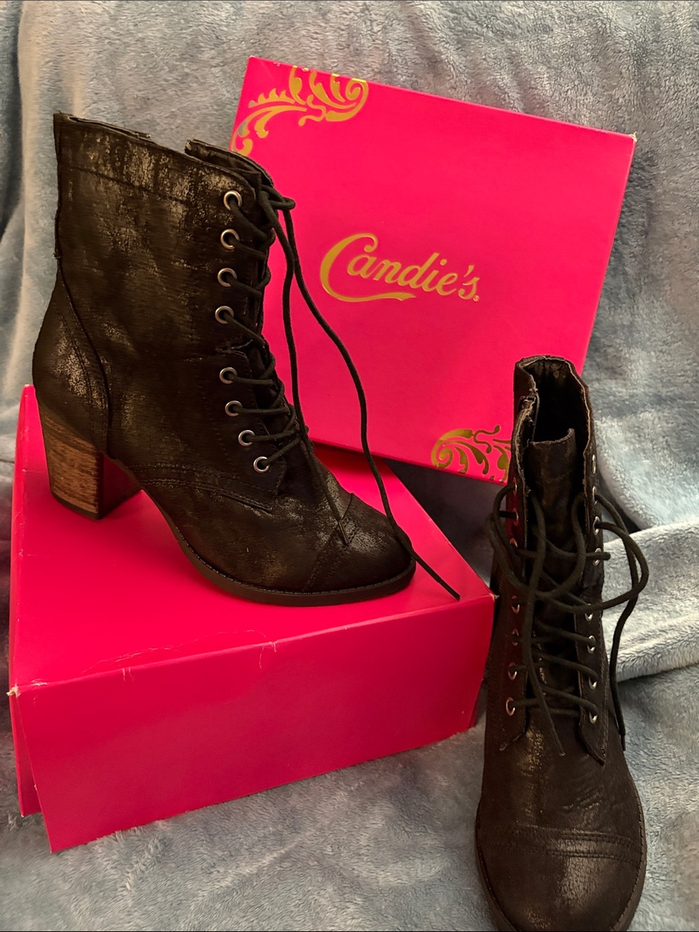 NEW Candie's Black Lace-Up Block Heel Ankle Boots 10